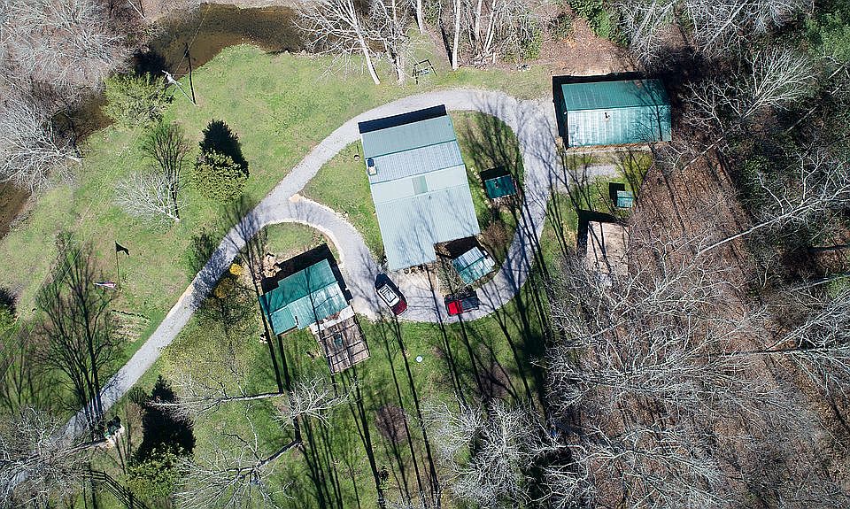 2nd image of 111 Gold Miners Ln