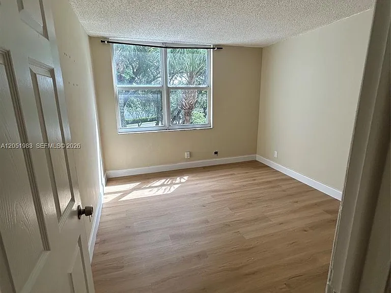 9461 Evergreen Pl #303 — Photo 6