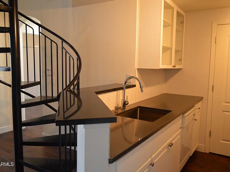 1701 E Colter St #471 — Photo 8