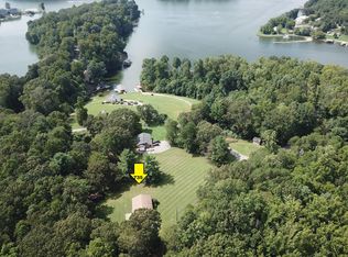 735 Redbud Ln, Moneta, VA 24121