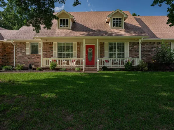 32 Rodeo Dr, Austin, AR 72007