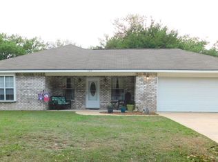 1325 S 10th St, Ocean Springs, MS 39564