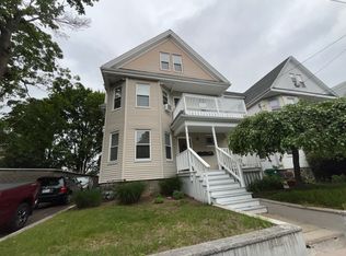 4 Usher Rd FLOOR 3, Medford, MA 02155