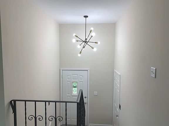2nd image of 119 Ridge Ln