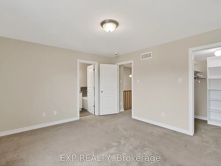 322 Rainrock Cres — Photo 17