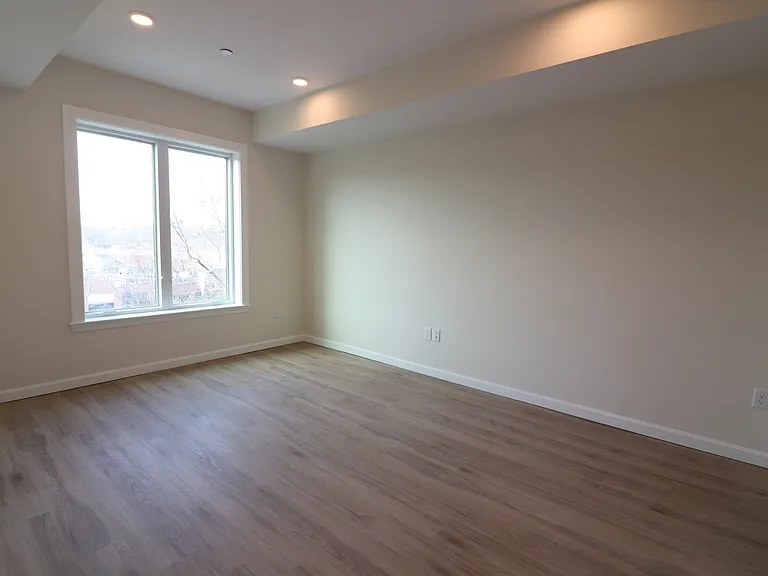 458 Washington St #305 — Photo 17
