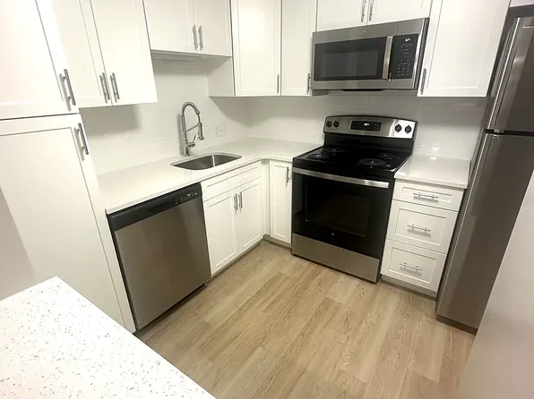 2 Ocean Ave #5, Revere, MA 02151