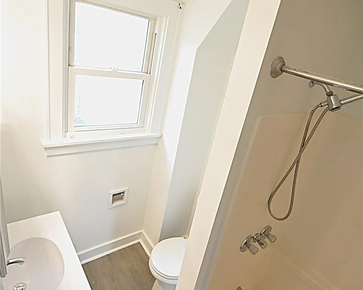 8525 Main St — Photo 11