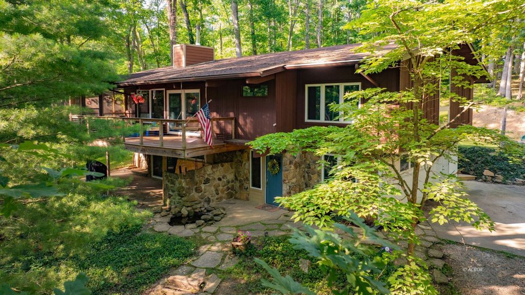 Real estate listing image