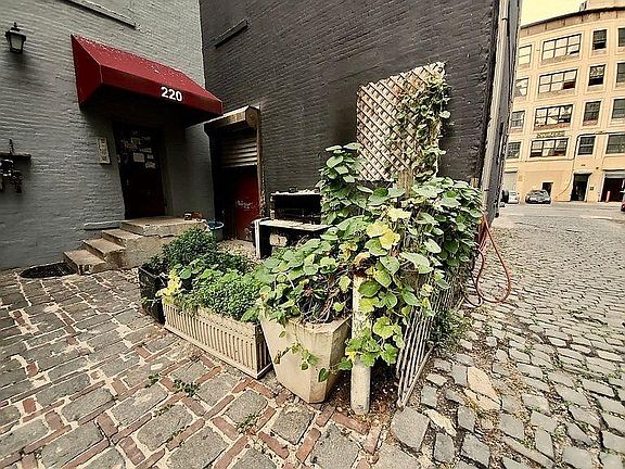 2nd image of 220 E 134th St #6D