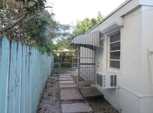 5785 SW 61st St, Miami, FL 33143