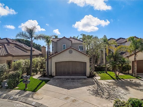 2nd image of 8 Marquesa