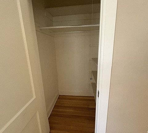 4th image of 415 N Cascade Ave #4