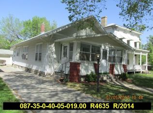 208 S Elm St, Ottawa, KS 66067