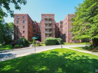 2333 Hudson Ter APT E3, Fort Lee, NJ 07024