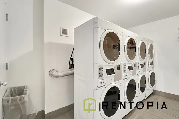 Rented by Rentopia | media 25