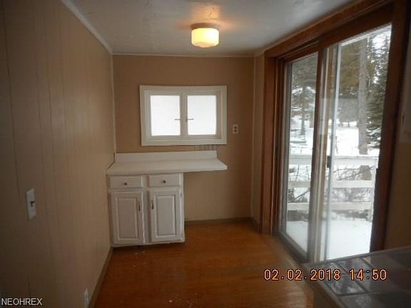 4th image of 32700 Pettibone Rd