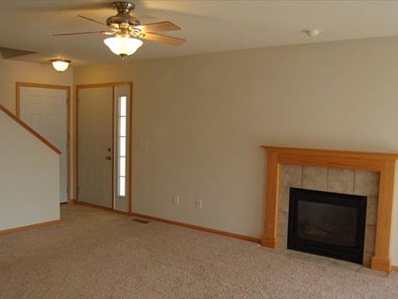 5th image of 526 Sicily Ct