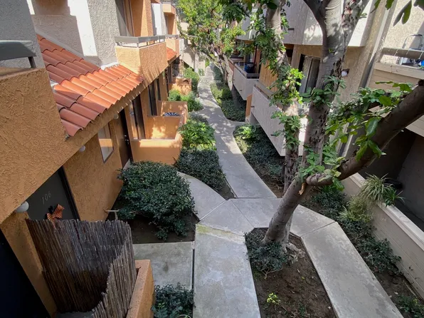 Villa Marbella Apartments, 15403 Sherman Way #0a69e04a7, Van Nuys, CA 91406