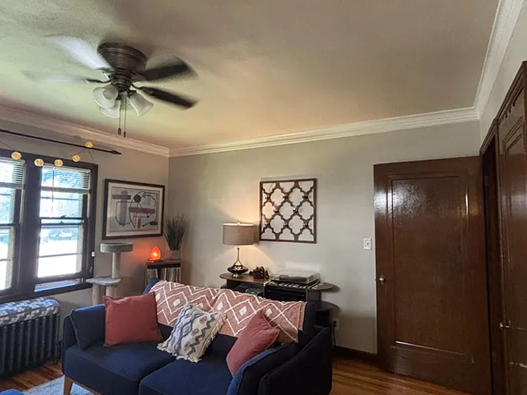 1630 Marshall Ave — Photo 8