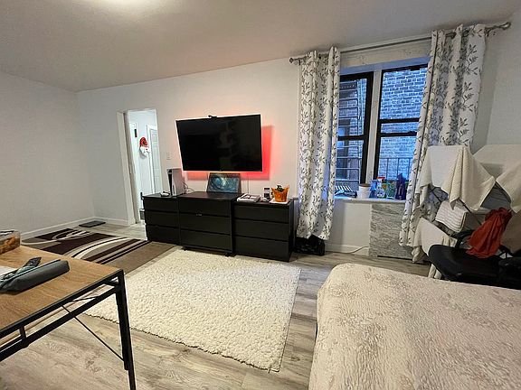 2nd image of 3101 Ocean Pkwy APT 6T