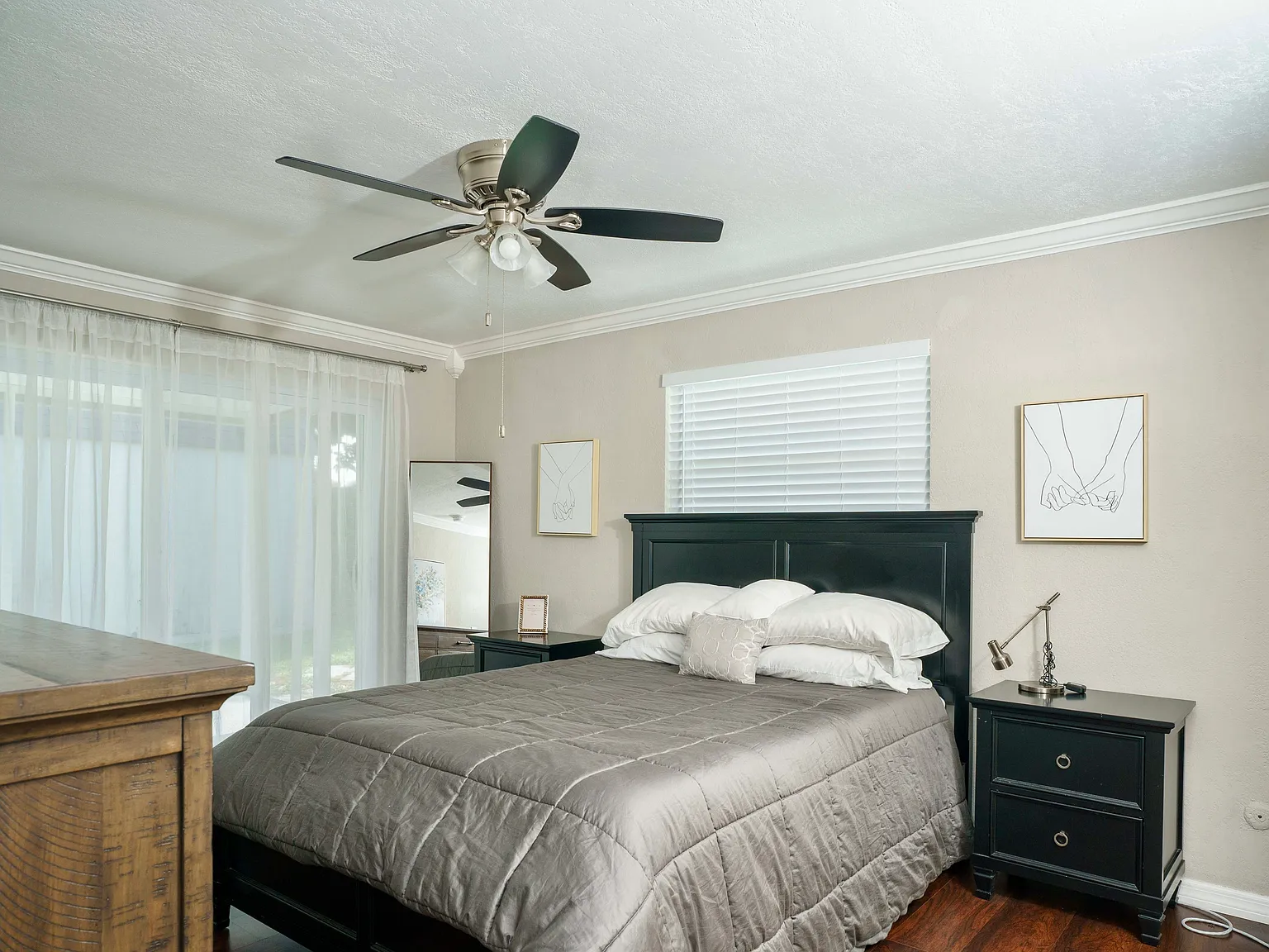 4 bed, 1751 sqft, $3,000 — Photo 3