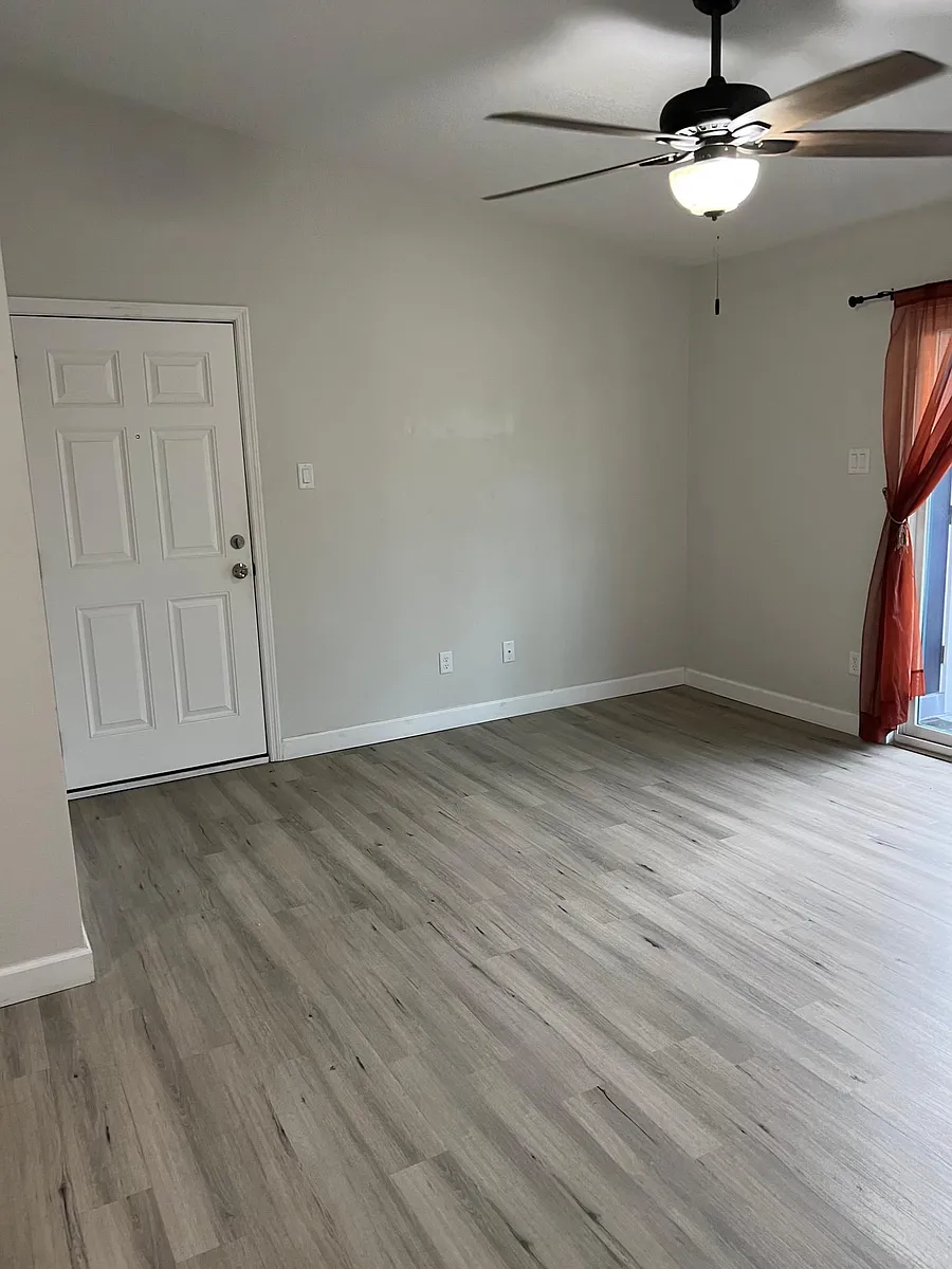 Building Photo - 3756 Idlebrook Cir #200