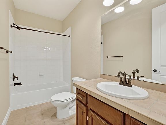 3rd image of 10126 Ridgegate Cir