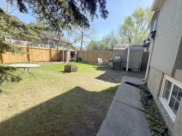 2536 16th St SE — Photo 11
