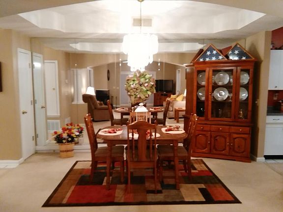 4th image of 280 Woodland Dr Unit 1B