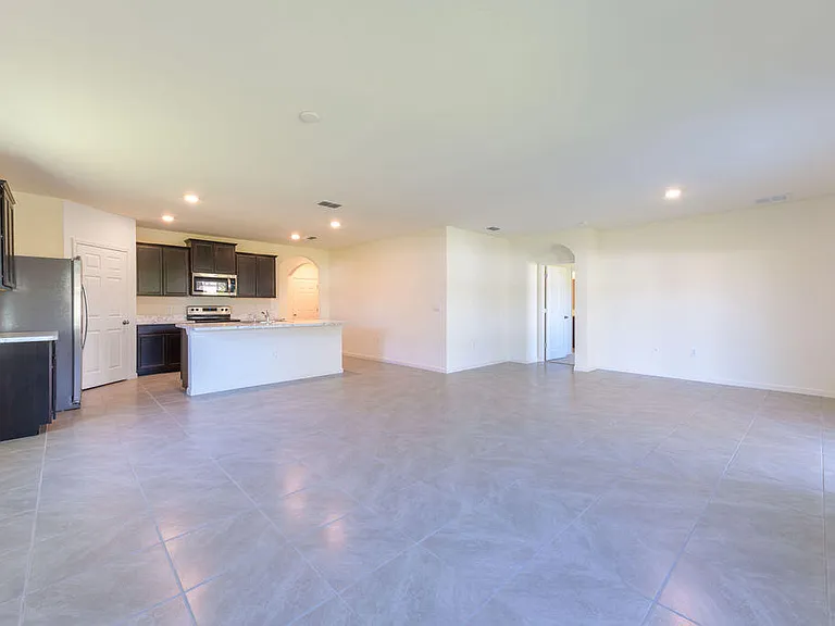 2525 SW Westfield St — Photo 25
