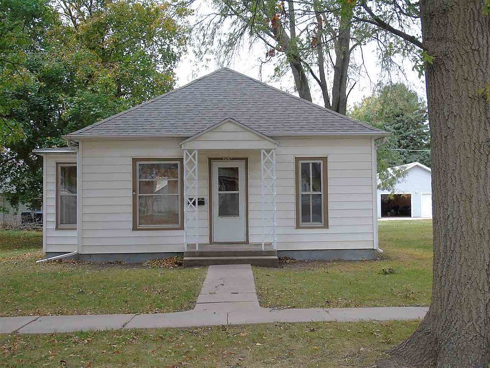 1st image of 759 N 7th St