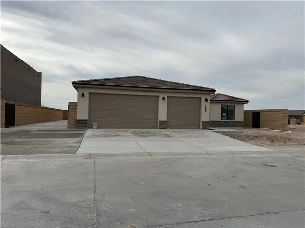 1290 E Cherry Creek Dr, Fort Mohave, AZ 86426