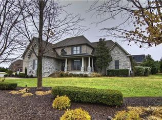 2212 Oakleigh Dr, Murfreesboro, TN 37129