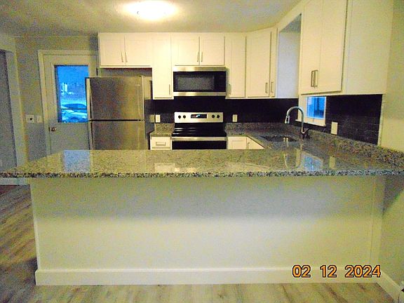 5th image of 216 Depot St