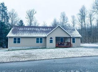 204 Stone Creek Dr, Daniels, WV 25832