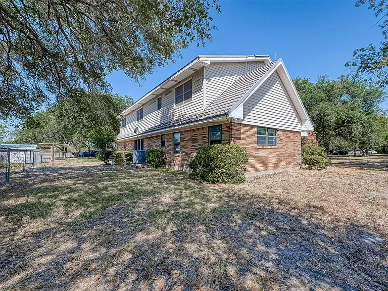 16711 Highway 90A — Photo 40