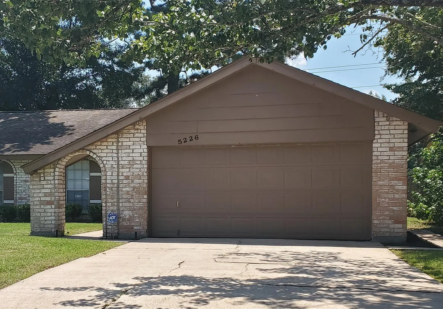 3 bed, 2.0 bath, 1538 sqft, $1,800 — Photo 2