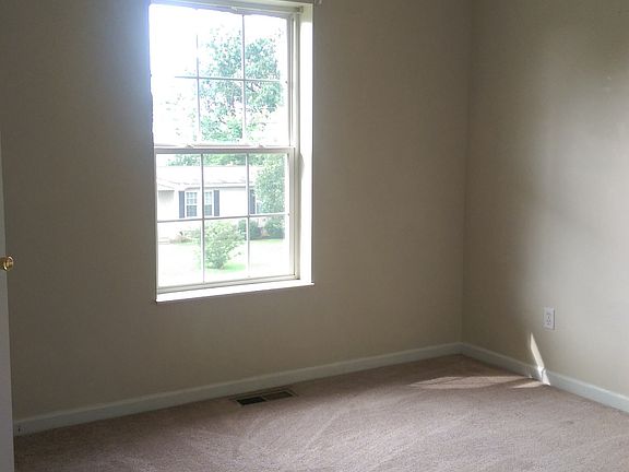 5th image of 534 Joshua Dr