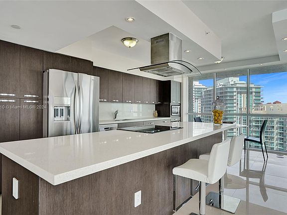 4th image of 16400 Collins Ave APT 2241