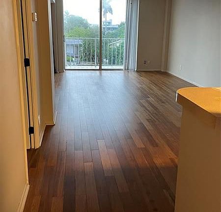 5th image of 1777 SE 15th St APT 307