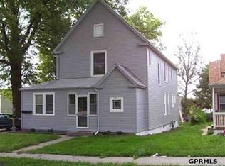 2415 East St, Omaha, NE 68107