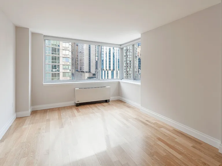 776 6th Ave #17B — Photo 5