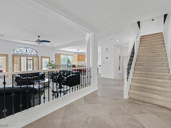 4th image of 10892 Royal Highlands St
