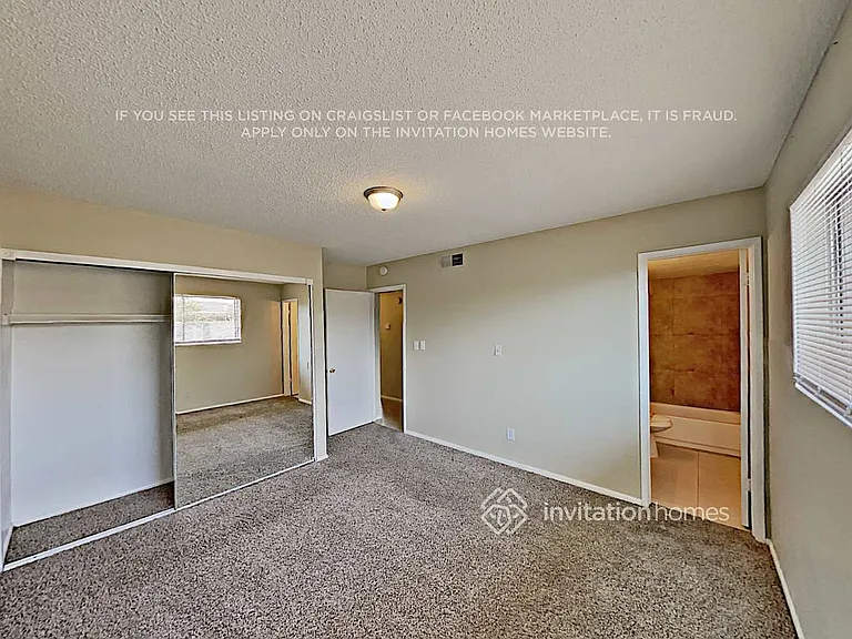 7016 W Wilshire Dr — Photo 10