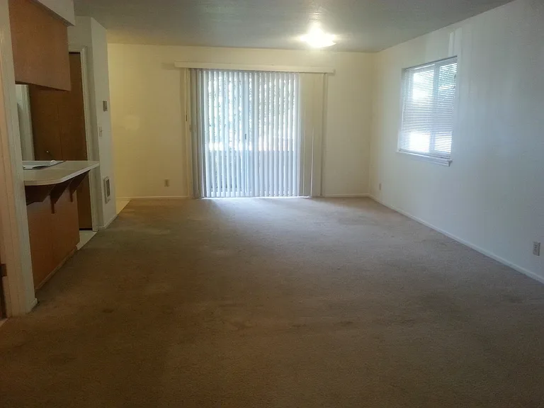 4110he — Photo 2
