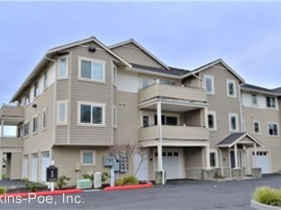 1st image of 13207 97th Ave E Unit 202