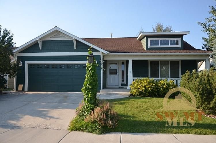 1st image of 2724 Daisy Dr