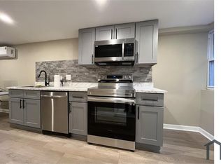 1552 N Peach St #1, Philadelphia, PA 19131