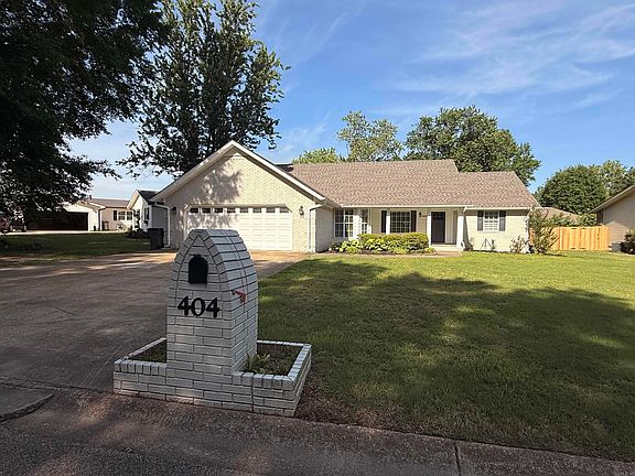 2nd image of 404 Meriwether Dr